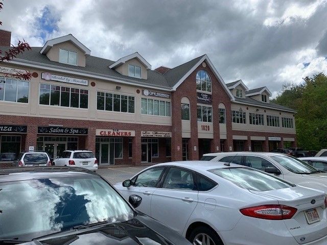 Exterior, Facade, Brick Facade, Rowhouse