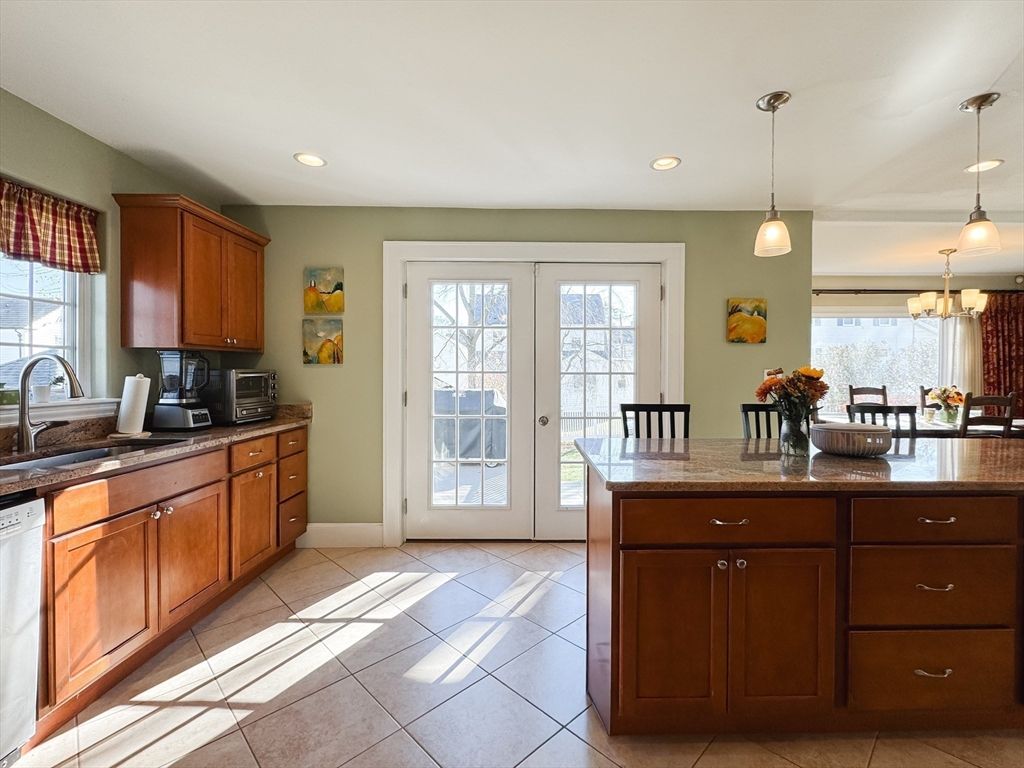 Dining room, Interior, Kitchen, Pendant Lights, Recessed Lighting