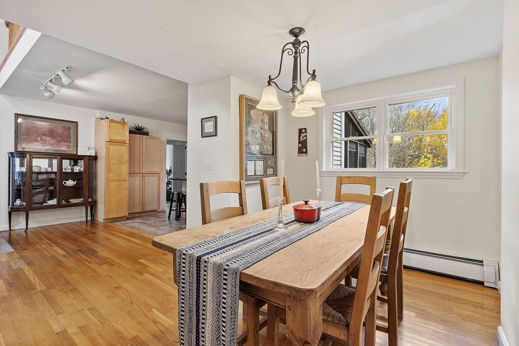 Dining room, Interior, Wood Texture Flooring