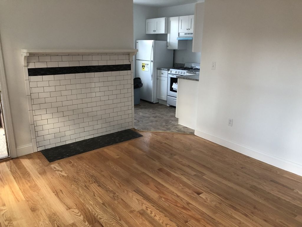 Fireplace, Interior, Kitchen, Wood Texture Flooring