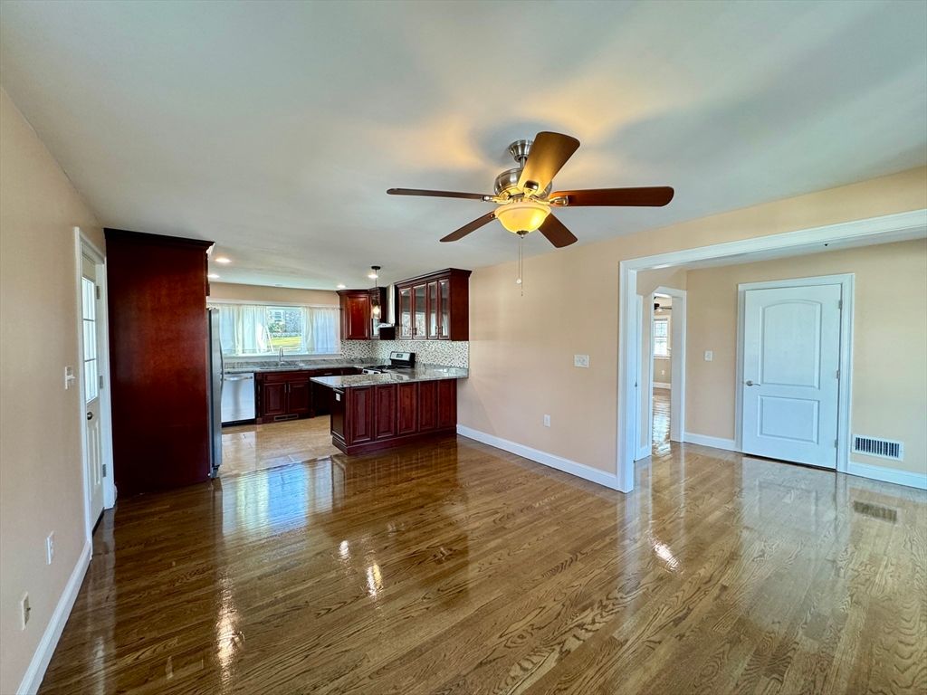 Empty room, Interior, Kitchen, Wood Texture Flooring