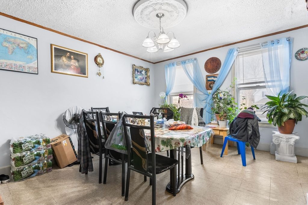 Chandelier, Dining room, Interior