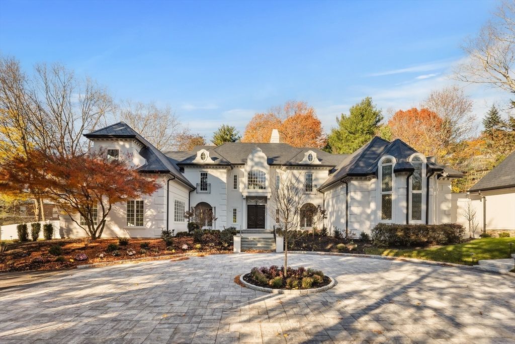 Exterior, Facade, French Provincial