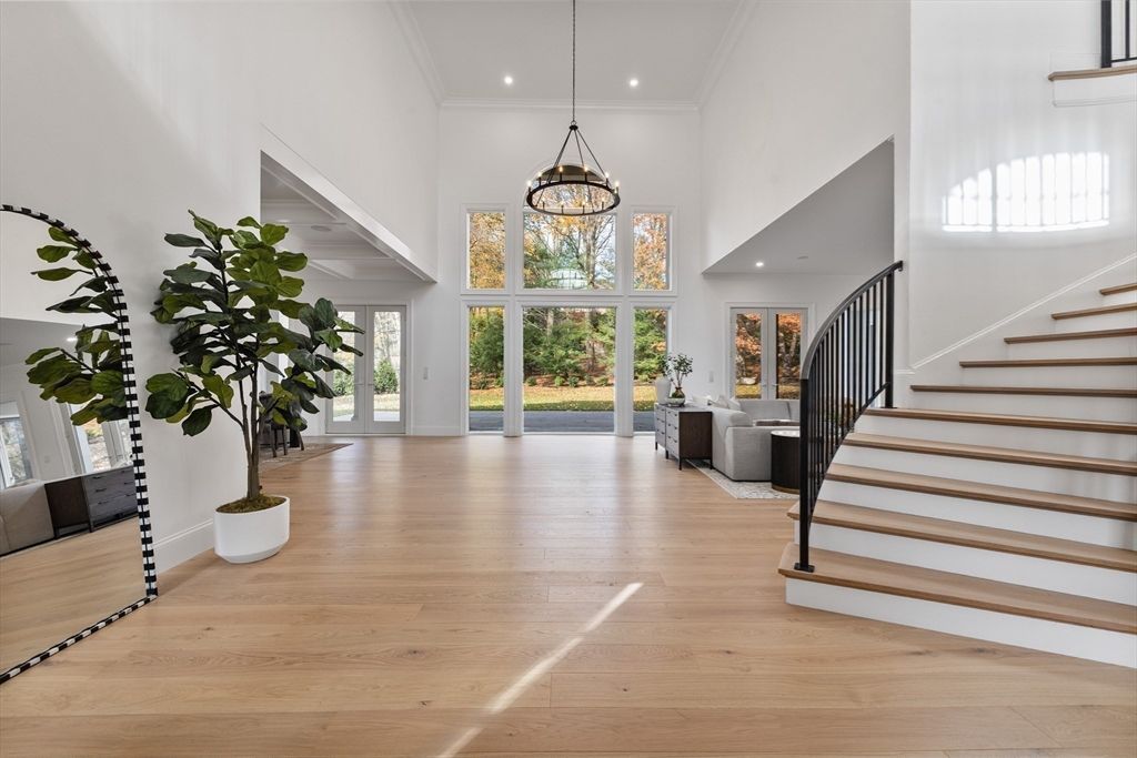 Interior, Pendant Lights, Recessed Lighting, Wood Texture Flooring