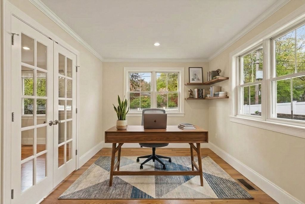 Home Office, Interior, Recessed Lighting, Wood Texture Flooring
