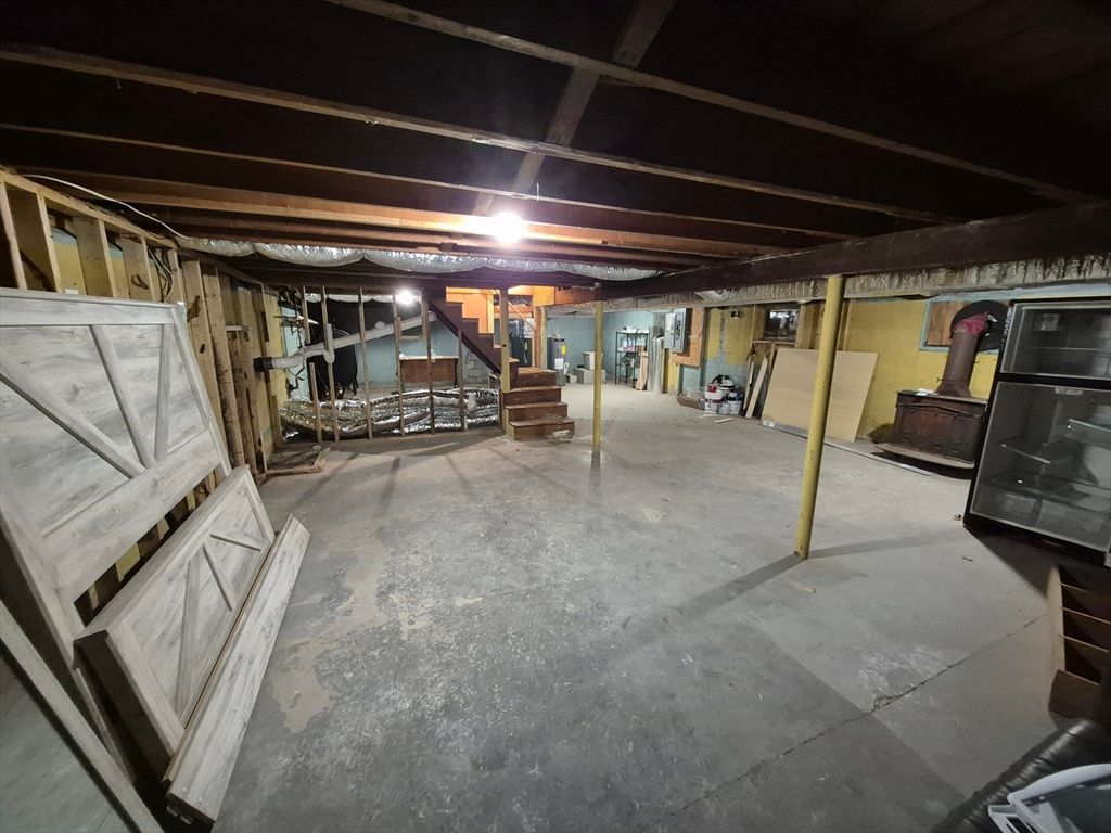 Interior, Wooden Beams