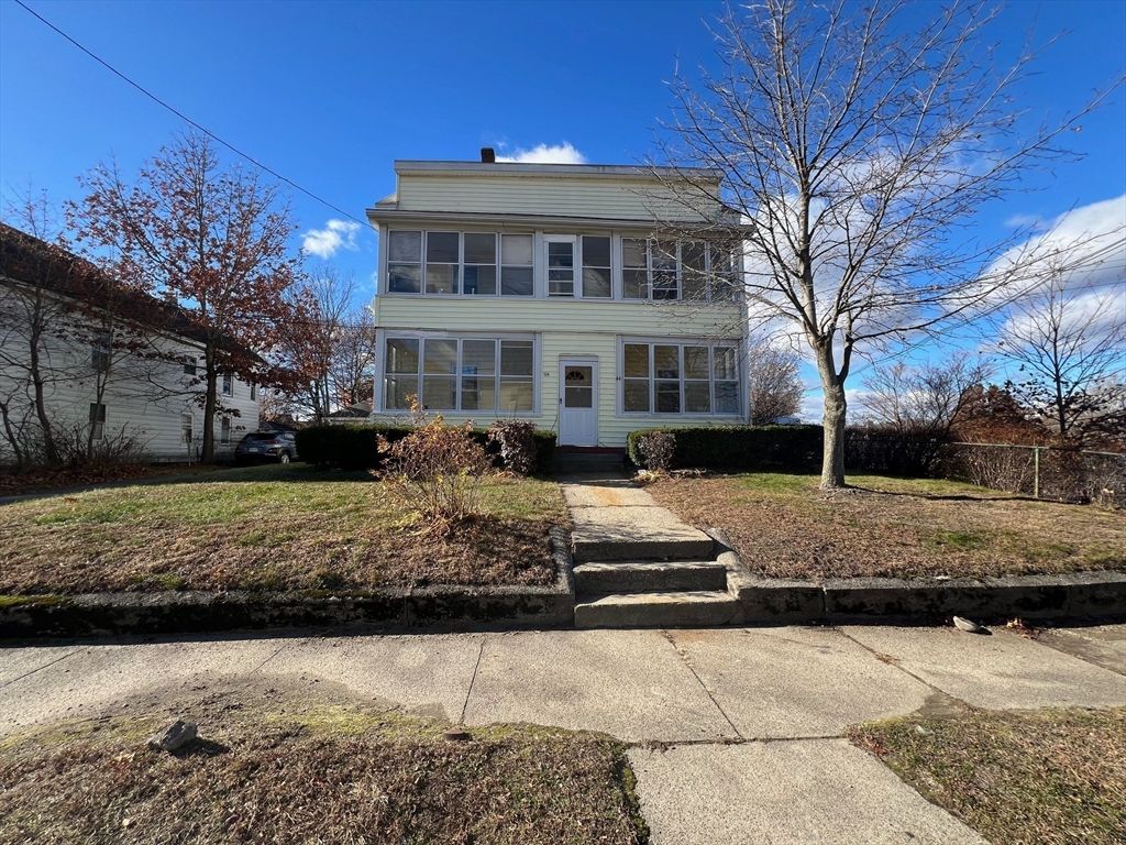 Exterior, Facade, Georgian