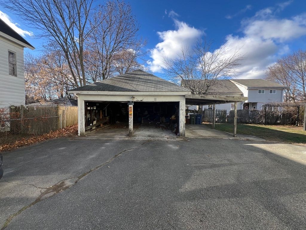 Backyard, Detached Garage, Exterior
