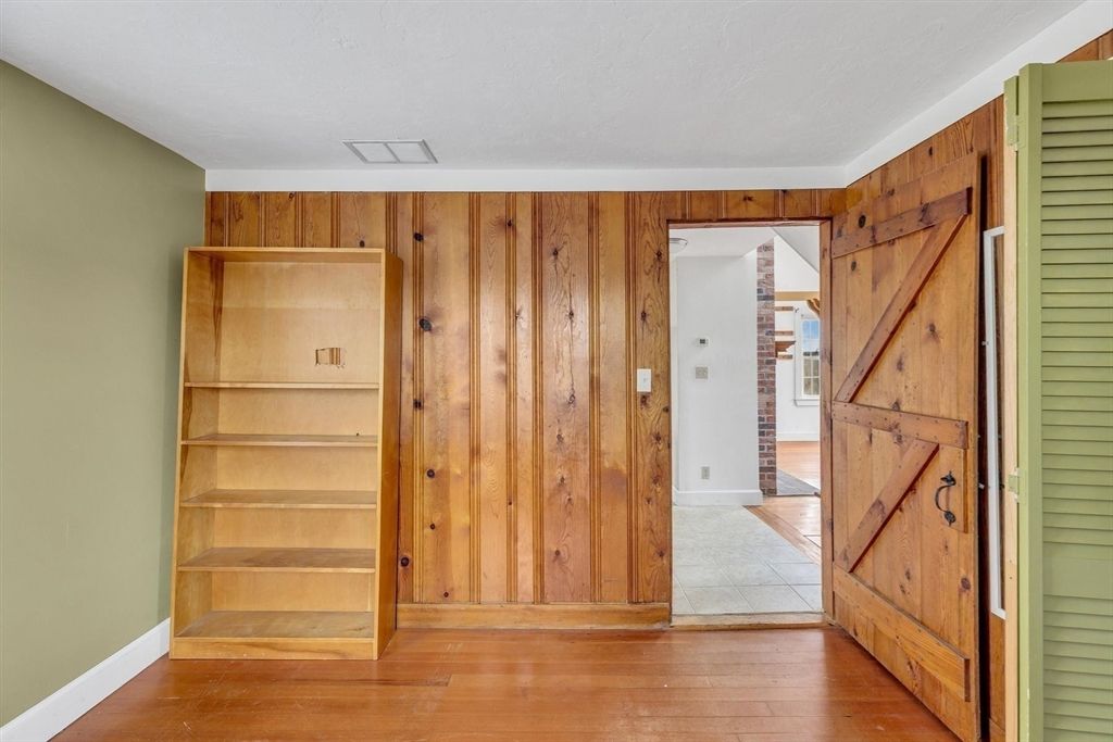 Empty room, Interior, Wood Texture Flooring, Wooden Walls