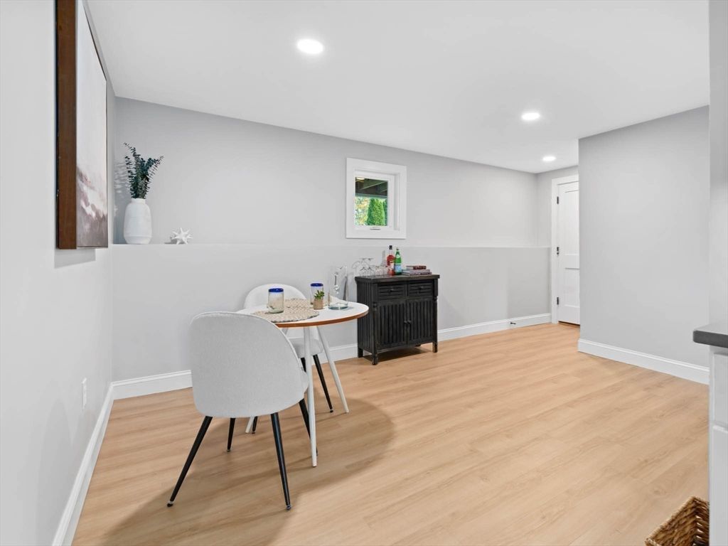 Dining room, Interior, Recessed Lighting, Wood Texture Flooring