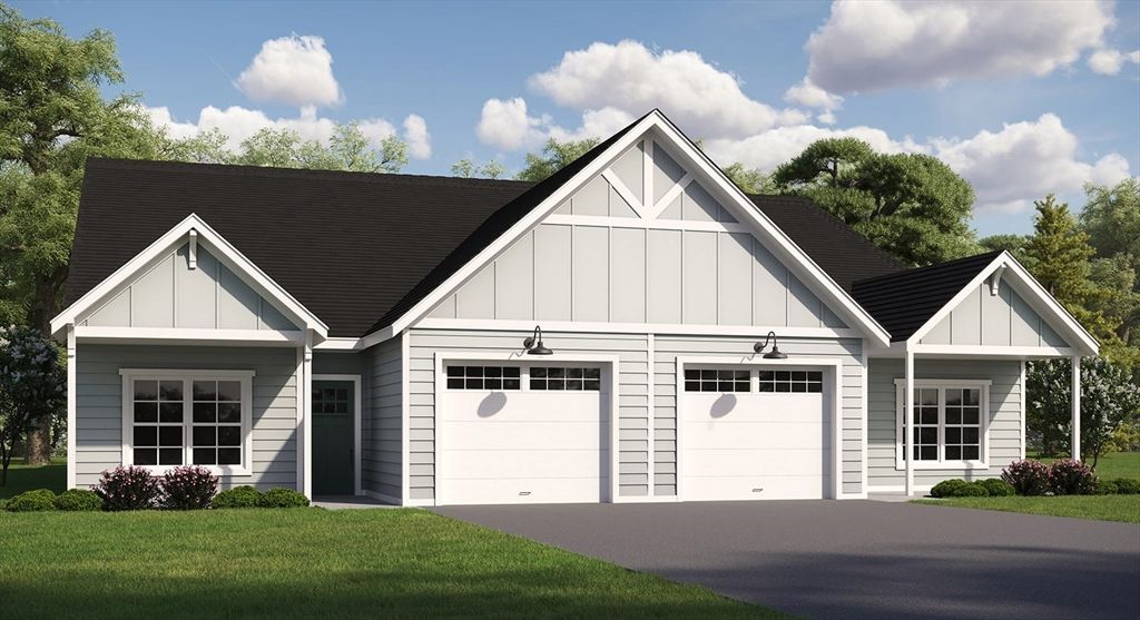 Attached, Exterior, Facade, Ranch