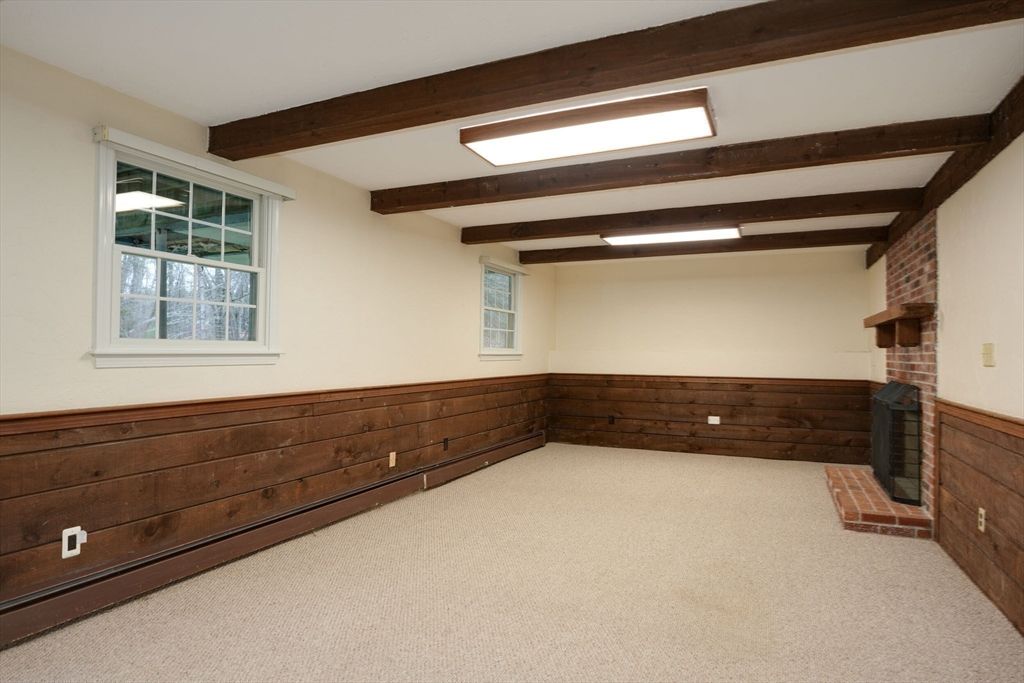 Empty room, Fireplace, Interior, Wooden Beams