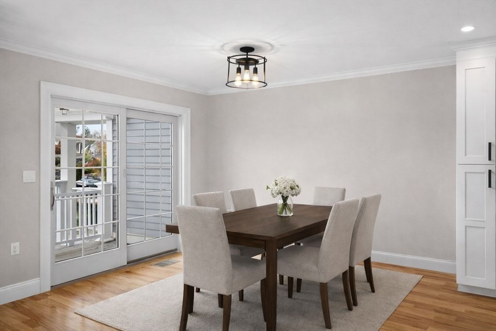 Dining room, Interior, Recessed Lighting, Wood Texture Flooring