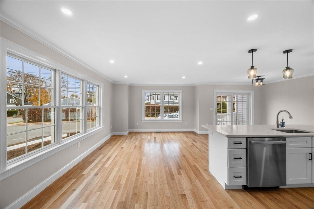 Interior, Kitchen, Pendant Lights, Recessed Lighting, Wood Texture Flooring