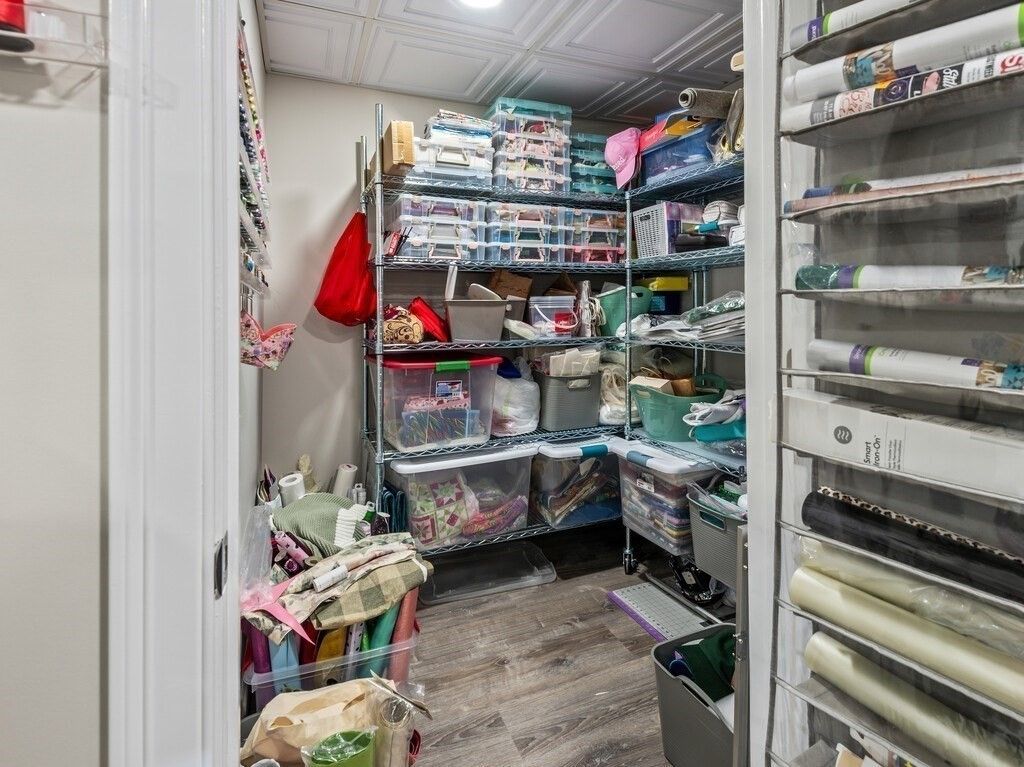 Interior, Recessed Lighting, Walk-in Closets, Wood Texture Flooring