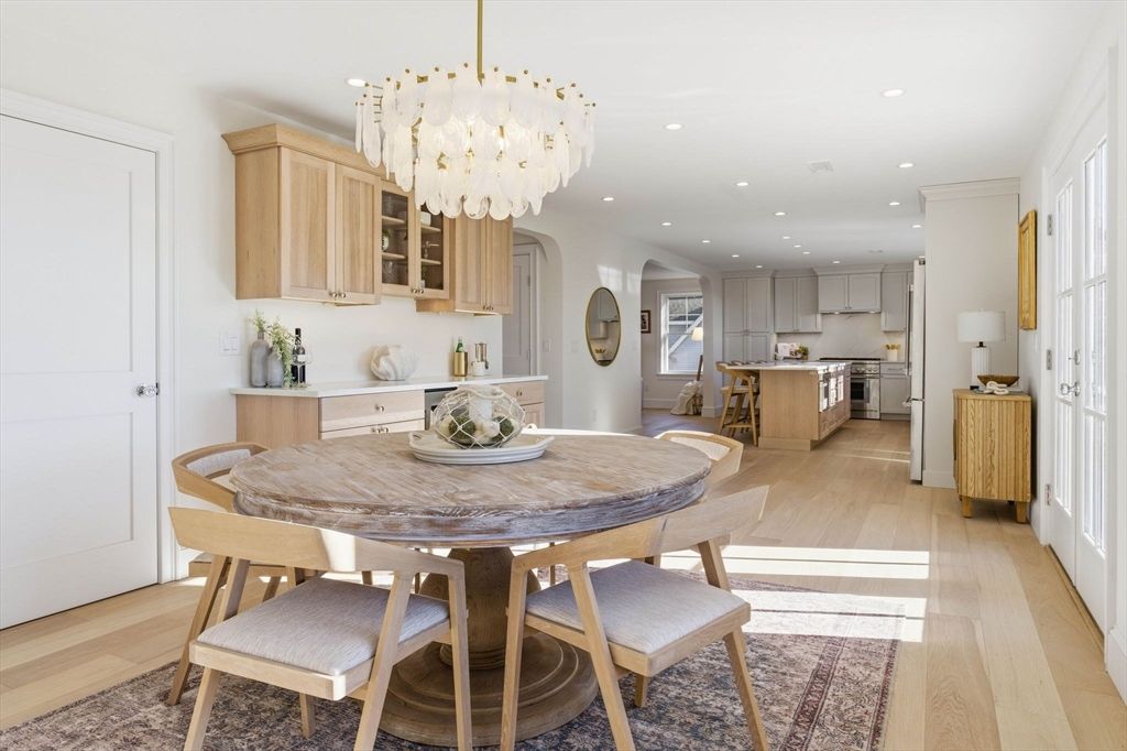 Chandelier, Dining room, Interior, Kitchen, Recessed Lighting, Stainless Steel Appliances, Wood Texture Flooring