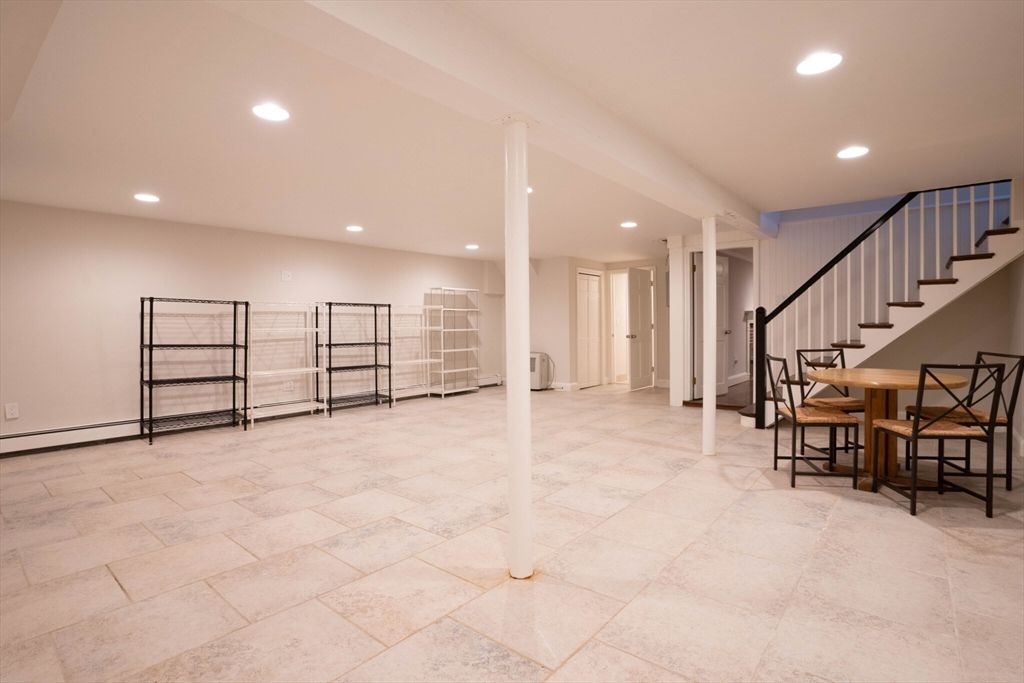 Interior, Recessed Lighting