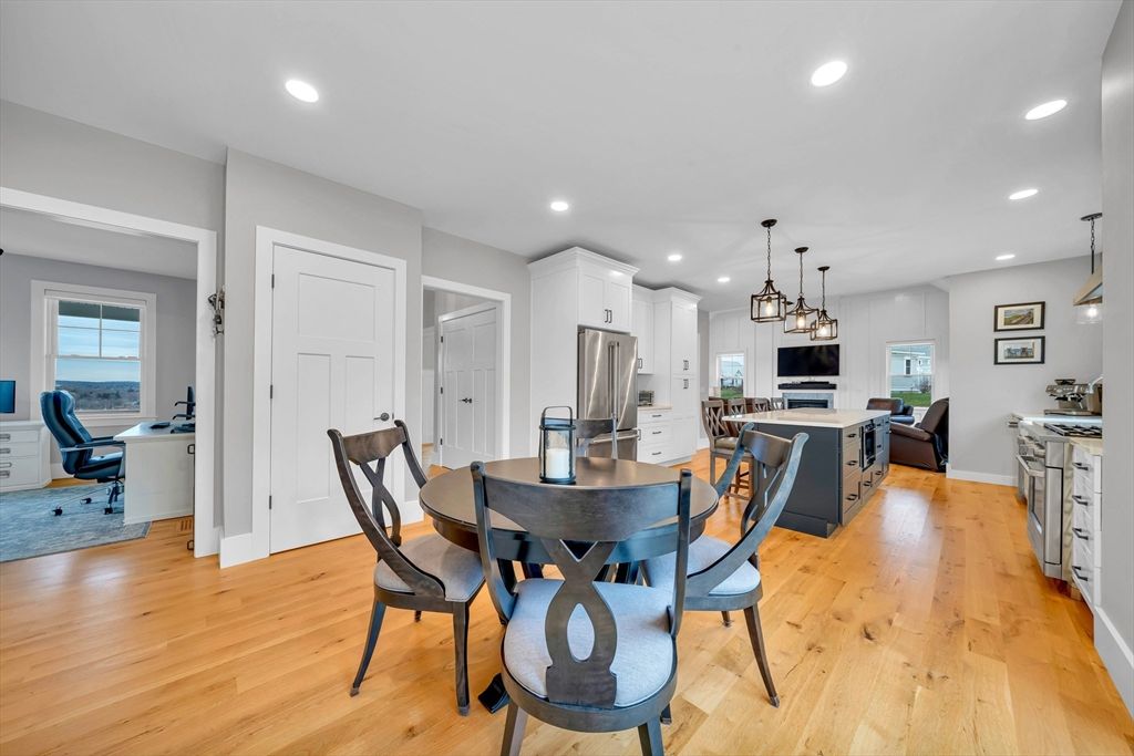 Dining room, Interior, Kitchen, Living room, Pendant Lights, Recessed Lighting, Stainless Steel Appliances, Wood Texture Flooring