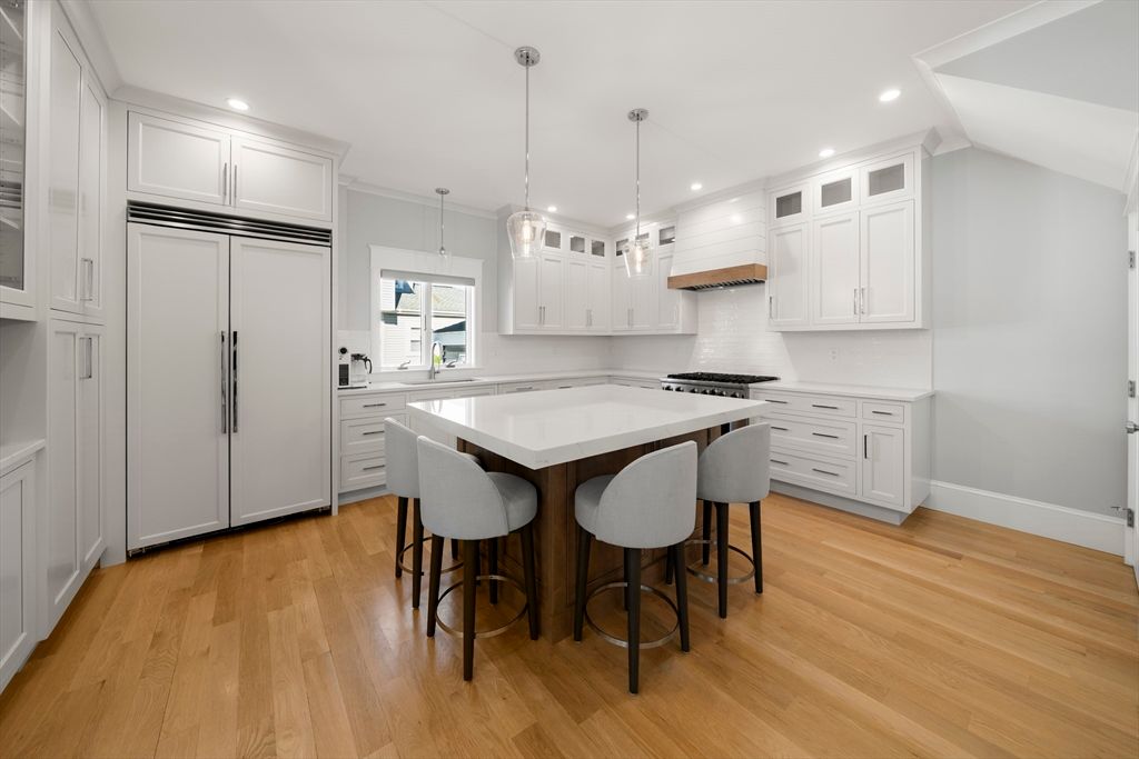 Interior, Kitchen, Pendant Lights, Recessed Lighting, Wood Texture Flooring