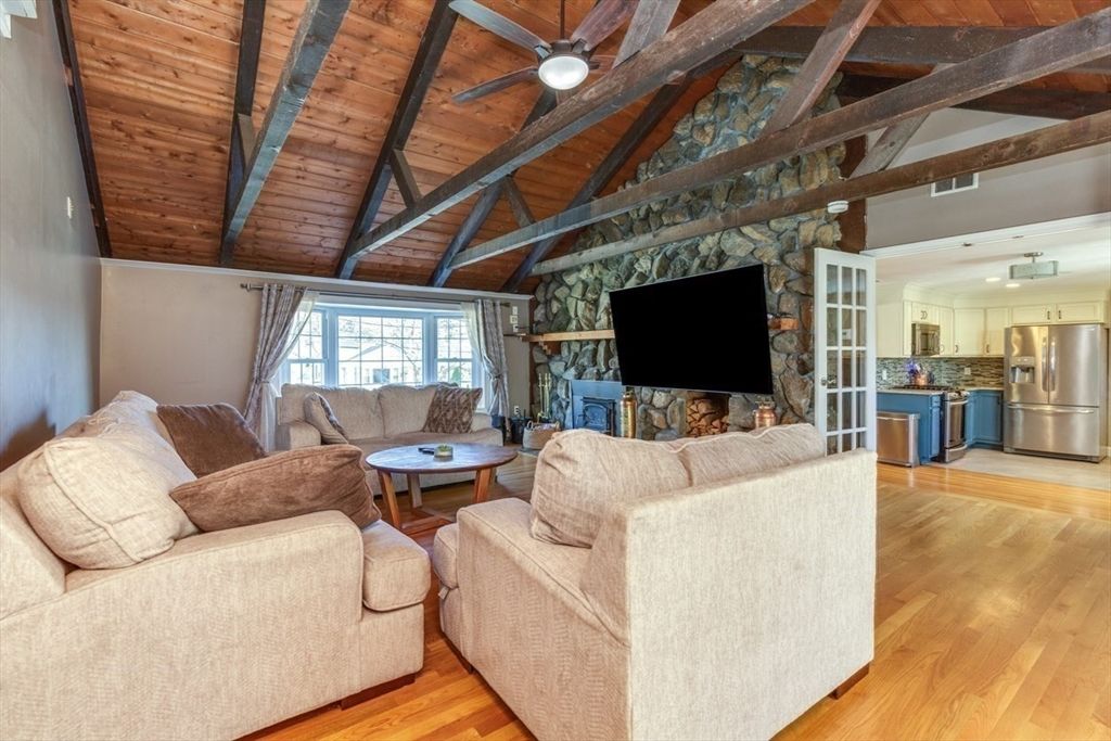 Fireplace, Interior, Kitchen, Living room, Stainless Steel Appliances, Stone Walls, Wooden Beams, Wooden Ceilings, Wood Texture Flooring