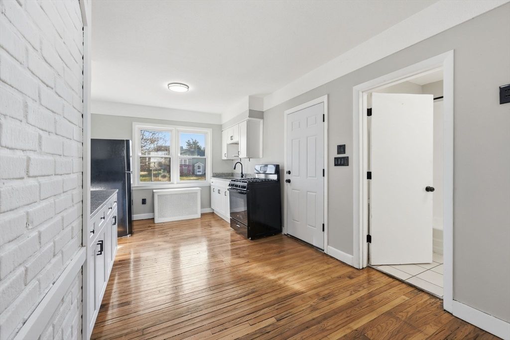 Interior, Kitchen, Stone Walls, Wood Texture Flooring