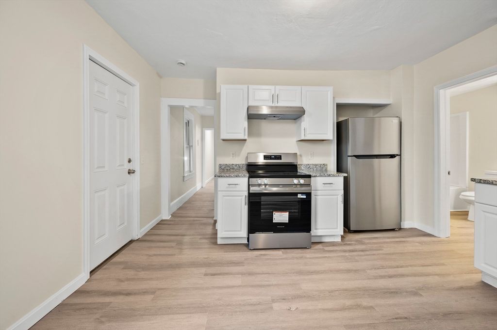 Interior, Kitchen, Stainless Steel Appliances, Wood Texture Flooring