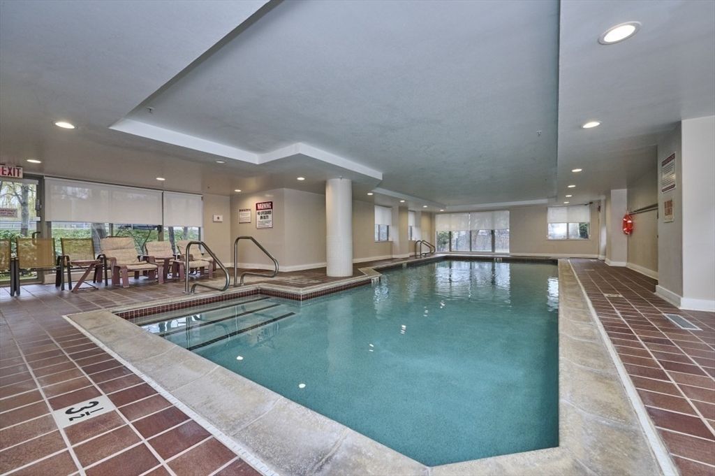 Interior, Pool, Recessed Lighting