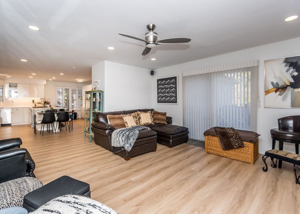 Dining room, Interior, Kitchen, Living room, Recessed Lighting, Wood Texture Flooring