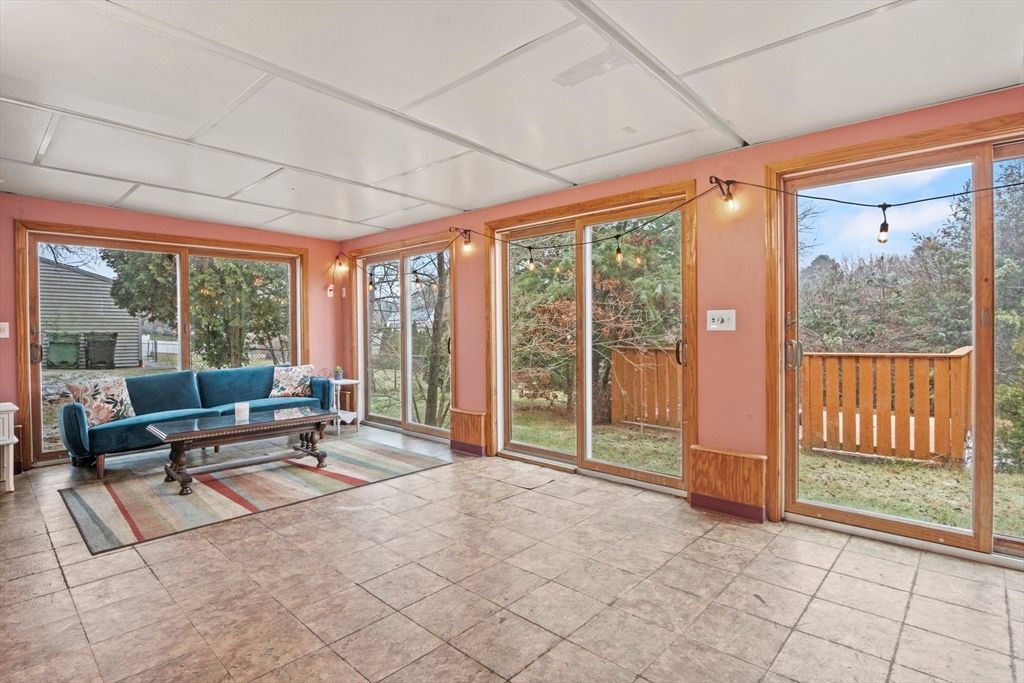 Interior, Living room, Sun Room