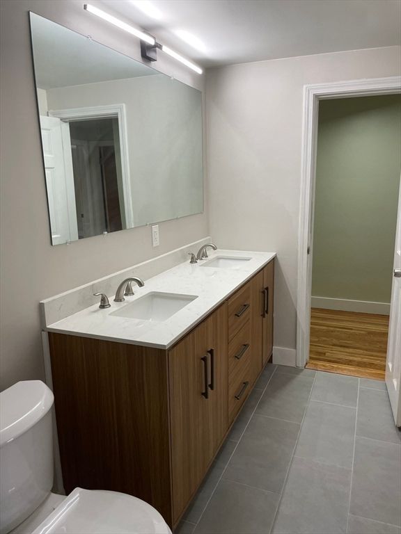 Bathroom, Dual Sink Vanities, Interior, Wood Texture Flooring