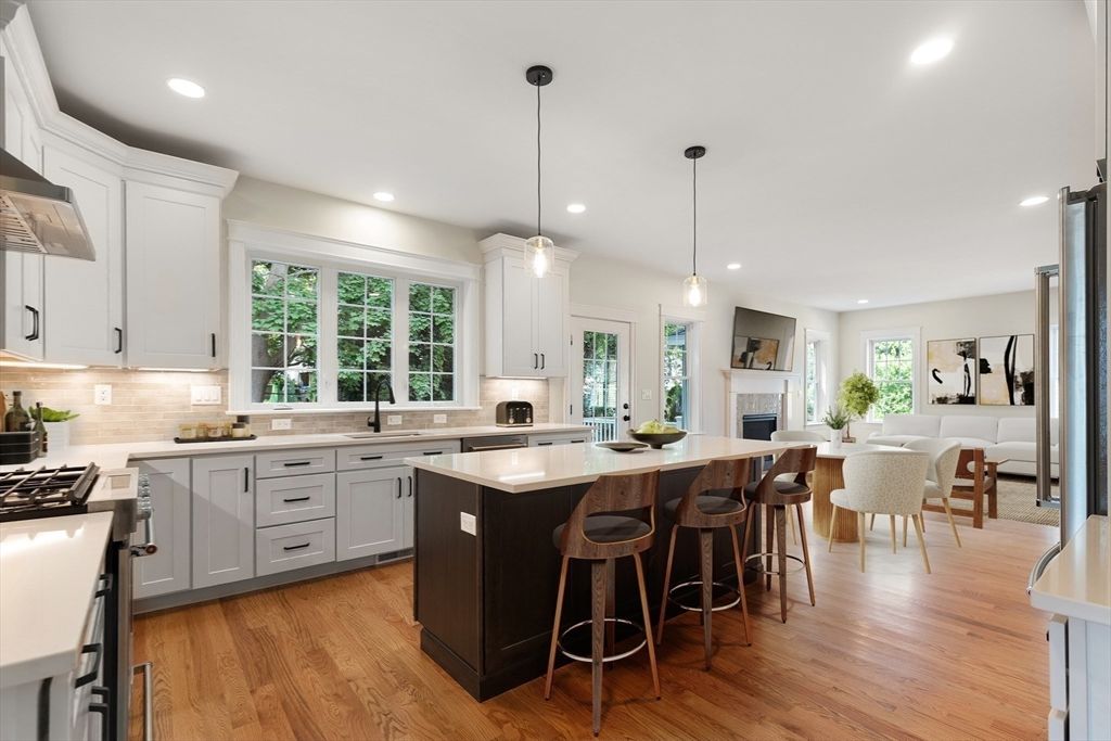 Dining room, Fireplace, Interior, Kitchen, Pendant Lights, Recessed Lighting, Wood Texture Flooring