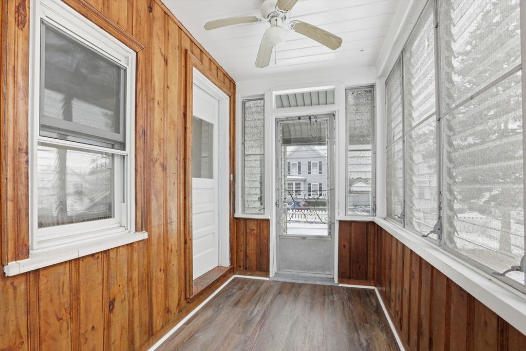 Empty room, Interior, Wood Texture Flooring, Wooden Walls