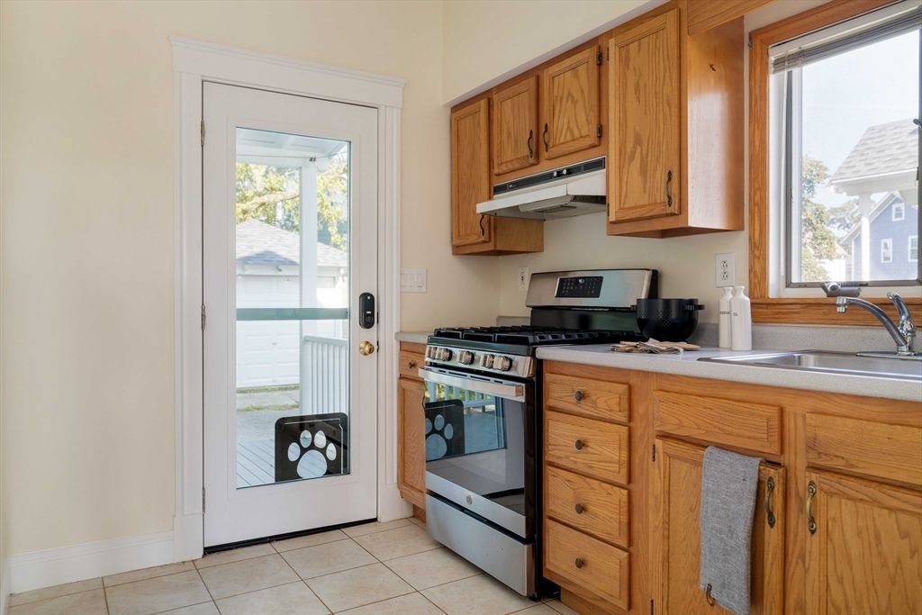 Interior, Kitchen, Water