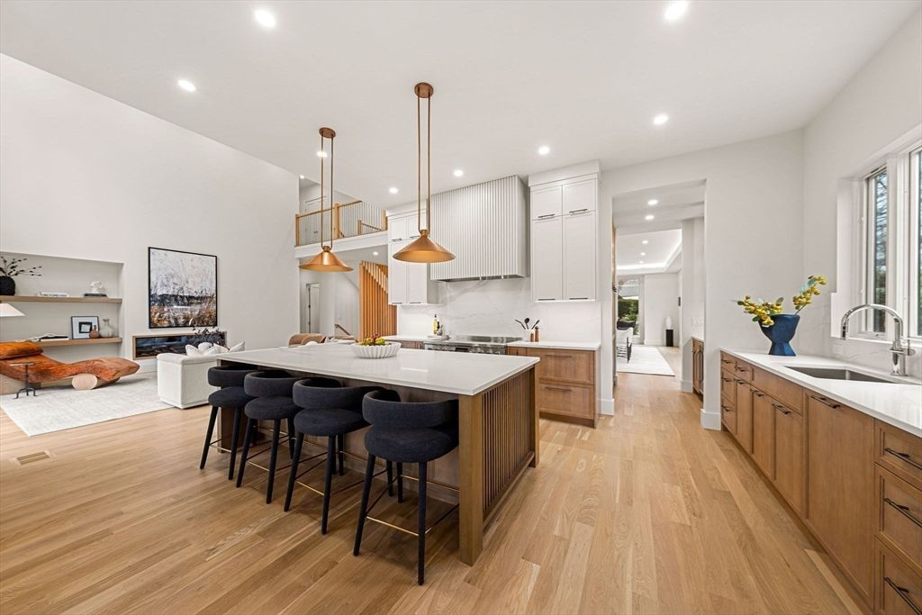 Interior, Kitchen, Living room, Pendant Lights, Recessed Lighting, Wood Texture Flooring