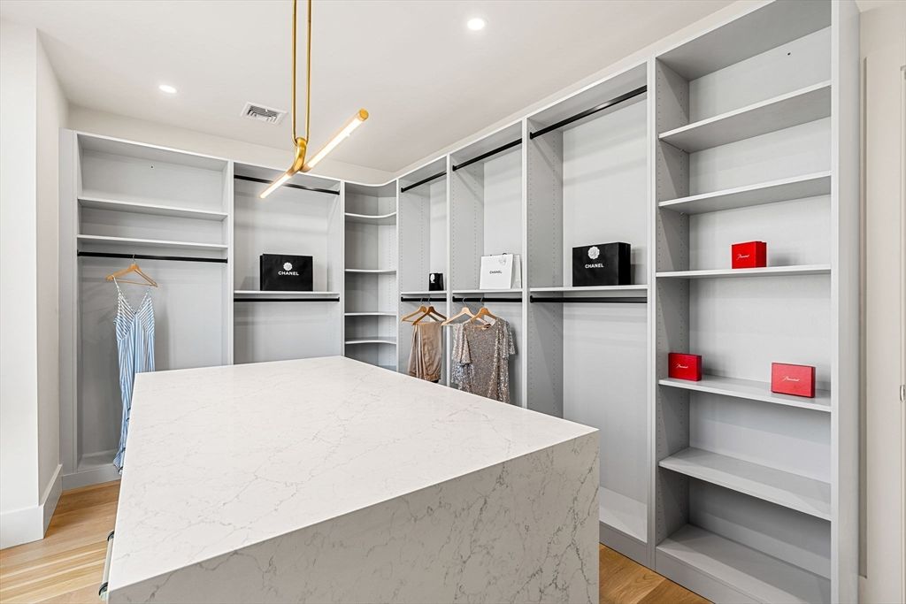 Interior, Pendant Lights, Recessed Lighting, Walk-in Closets, Wood Texture Flooring