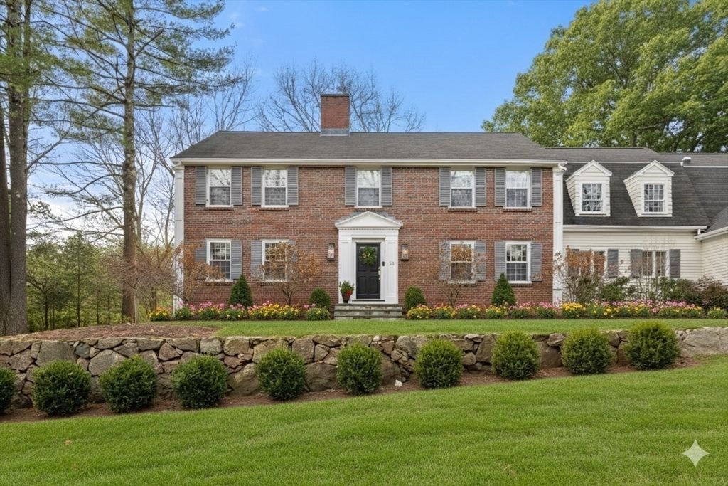 Exterior, Facade, Brick Facade, Georgian