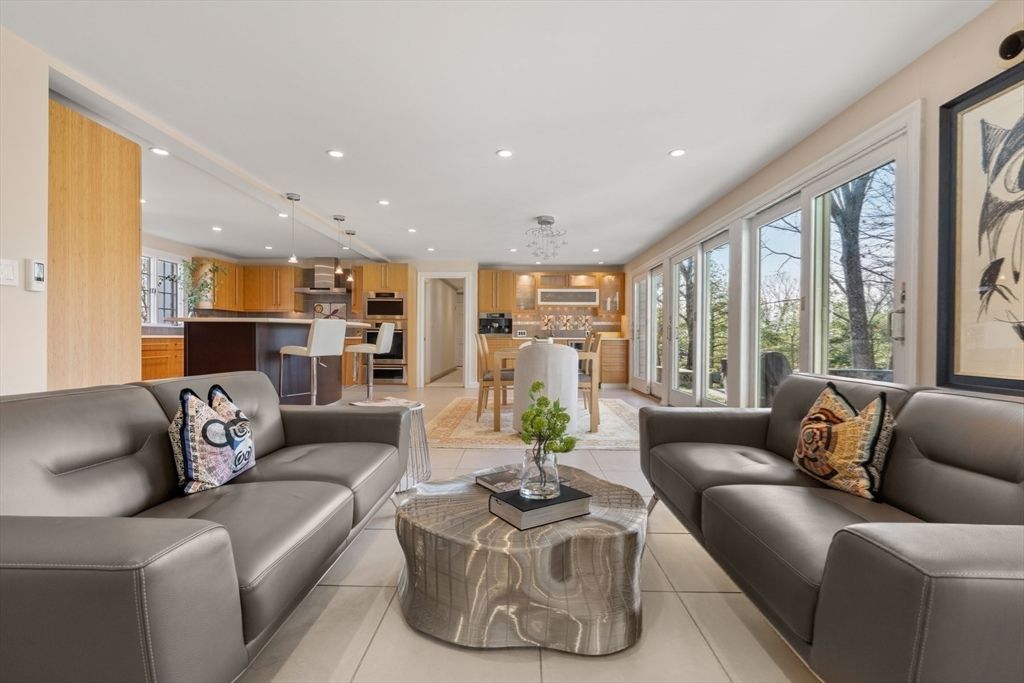 Interior, Kitchen, Living room, Pendant Lights, Recessed Lighting