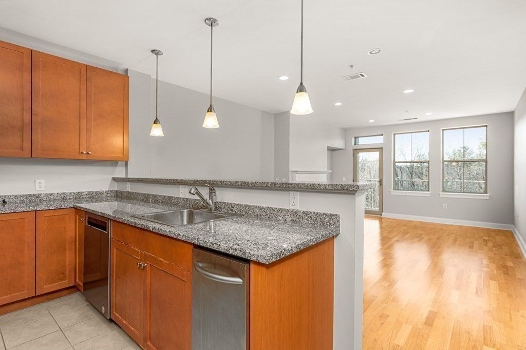 Interior, Kitchen, Pendant Lights, Recessed Lighting, Wood Texture Flooring