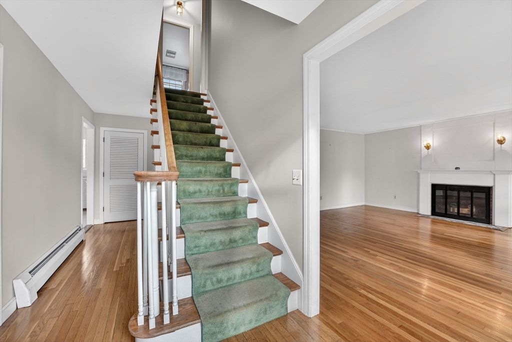 Empty room, Fireplace, Interior, Wood Texture Flooring