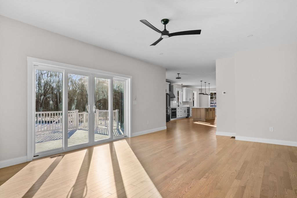 Empty room, Interior, Kitchen, Wood Texture Flooring