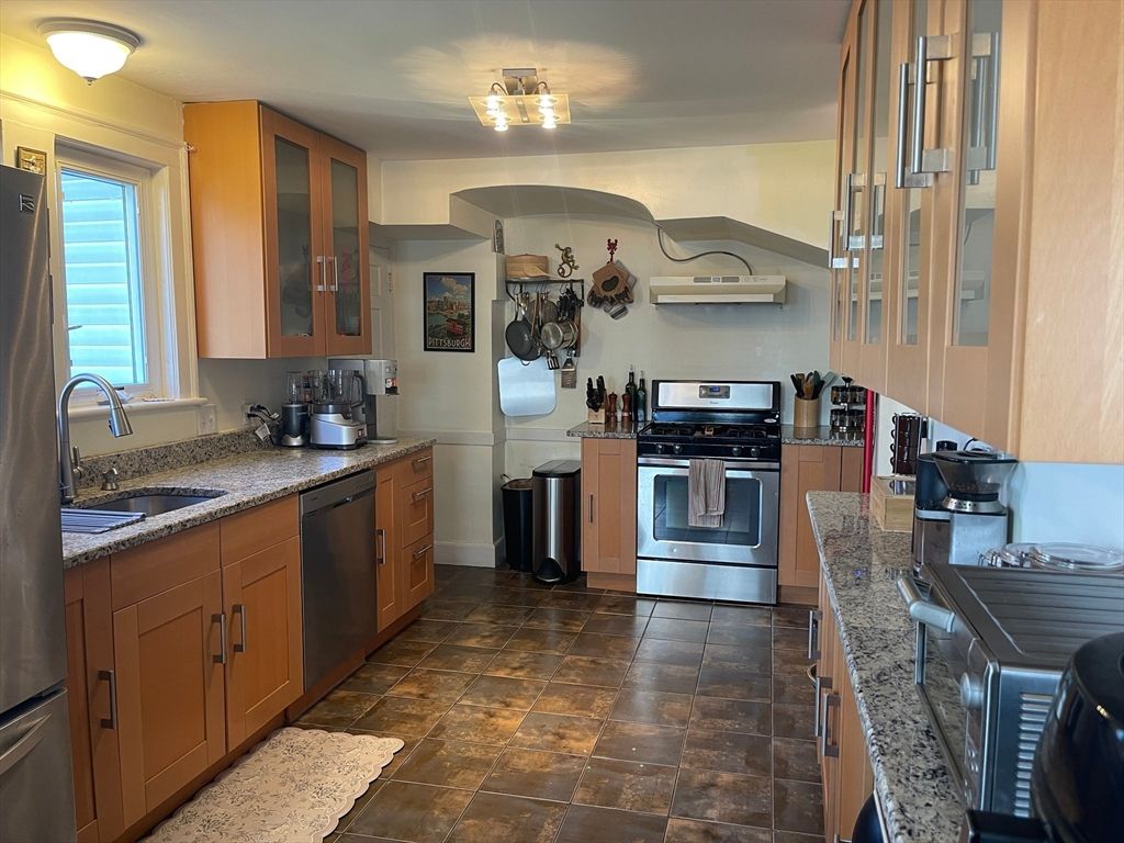 Interior, Kitchen, Stainless Steel Appliances