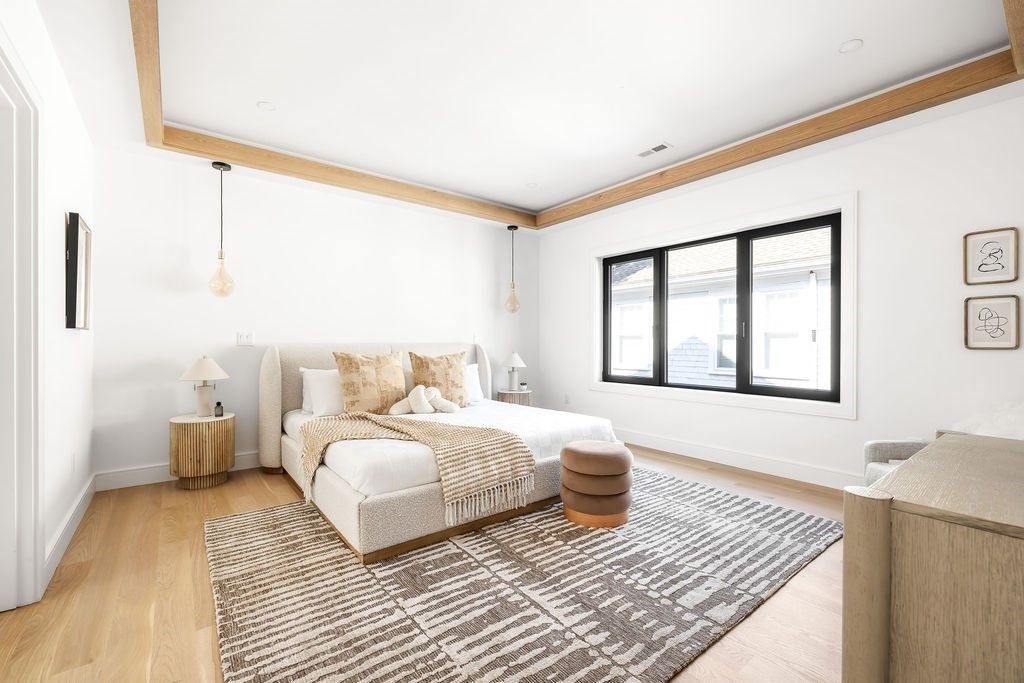 Bedroom, Interior, Pendant Lights, Recessed Lighting, Wood Texture Flooring