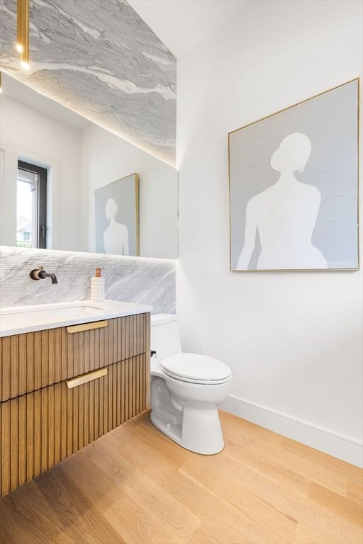 Bathroom, Interior, Wood Texture Flooring