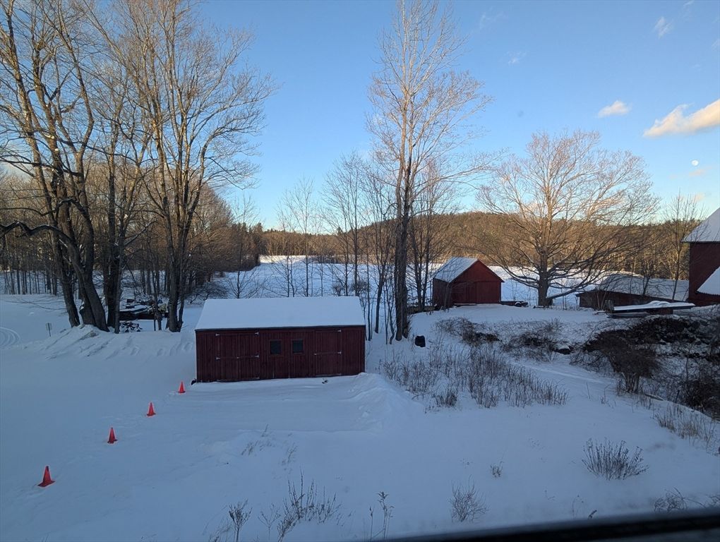 Detached Garage, Exterior