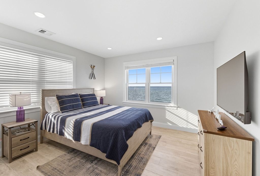 Bedroom, Interior, Recessed Lighting, Water, Wood Texture Flooring