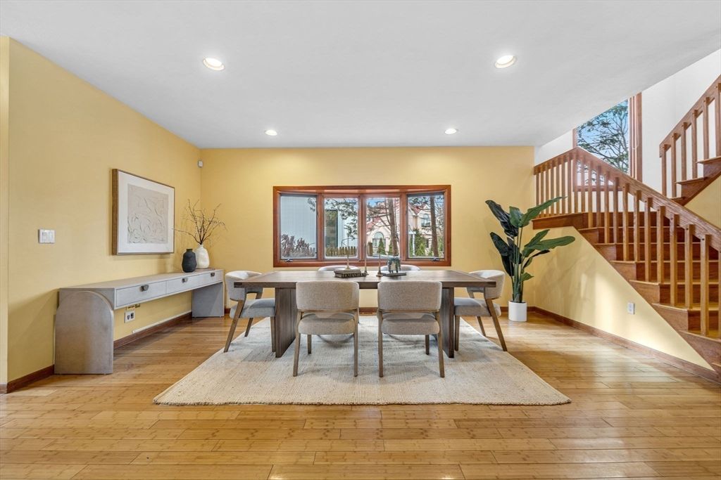 Dining room, Interior, Recessed Lighting, Wood Texture Flooring