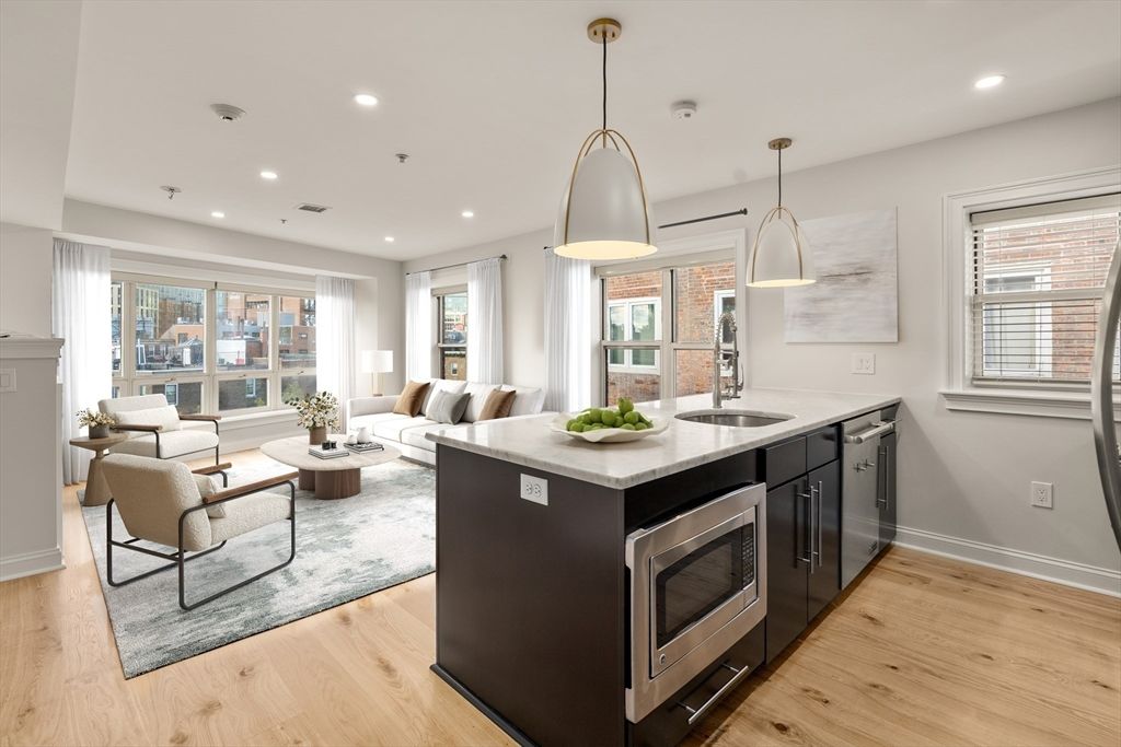 Dining room, Interior, Kitchen, Living room, Pendant Lights, Recessed Lighting, Stainless Steel Appliances, Wood Texture Flooring