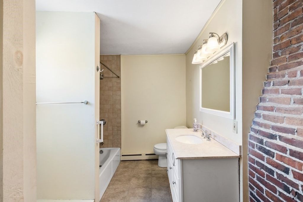 Bathroom, Interior, Stone Walls