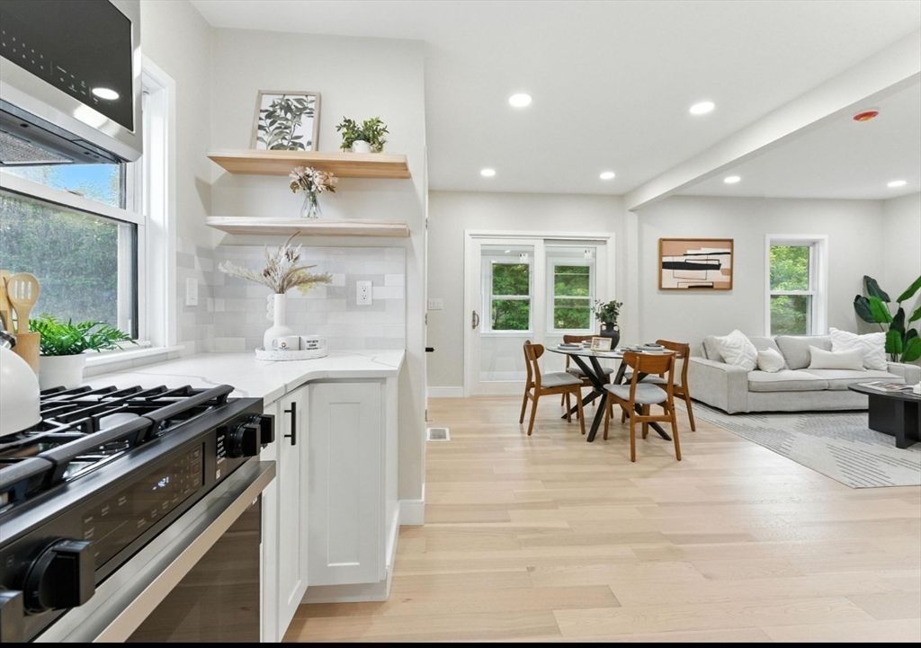 Dining room, Interior, Kitchen, Living room, Recessed Lighting, Wood Texture Flooring