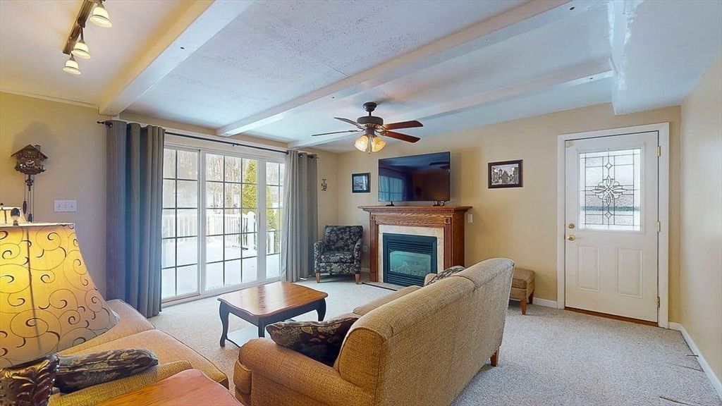 Fireplace, Interior, Living room